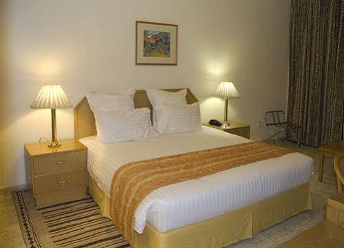 Avari - Al Barsha 3*